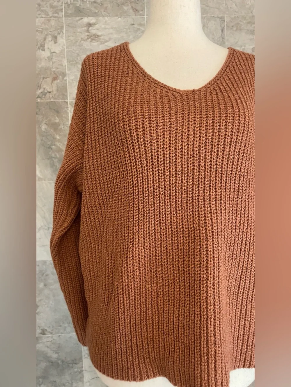 ASTR The Label Ribbed Twist Back Sweater - Picture 3 of 8